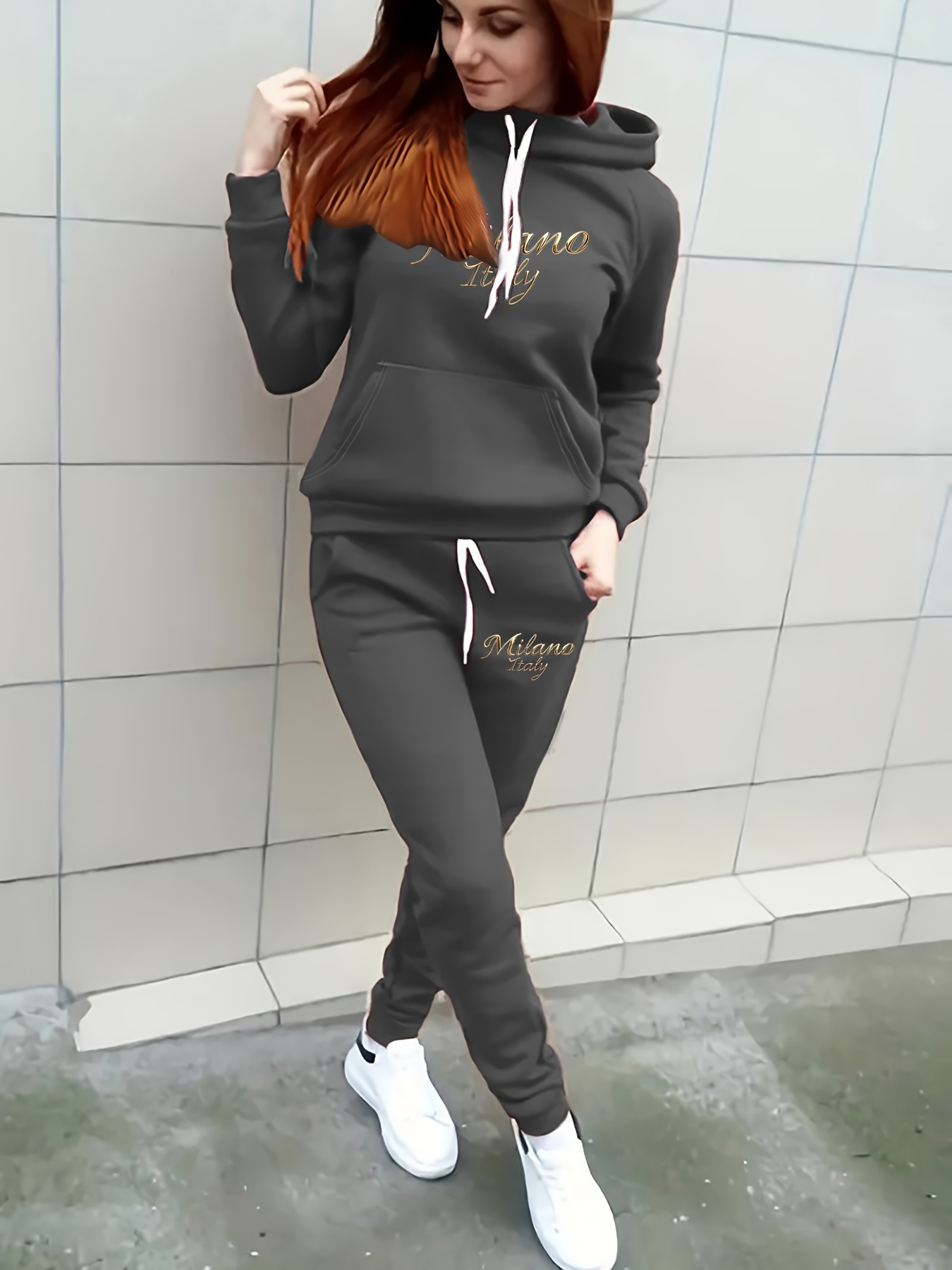 Winter Clothing Essentials For Women - ชุดเสื้อสเวตเชิ้ตมีฮู้ดและกางเกงขายาวบุขนแกะหนาสำหรับฤดูใบไม้ร่วงและฤดูหนาว สไตล์ยุโรปและอเมริกาสุดอินเทรนด์สำหรับผู้ชายและผู้หญิง ชุดคู่รัก เสื้อฮู้ดโอเวอร์ไซส์ทรงหลวมสำหรับผู้หญิงและกางเกงขายาว ทรงพอดีตัว ซักด้วยเครื่องได้