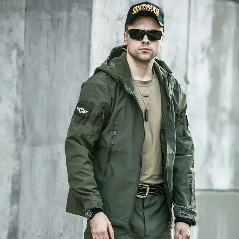 ใหม่เดินป่าฤดูใบไม้ร่วง Men's  - Windproof Jacket Softshell บทวิจารณ์และราคา