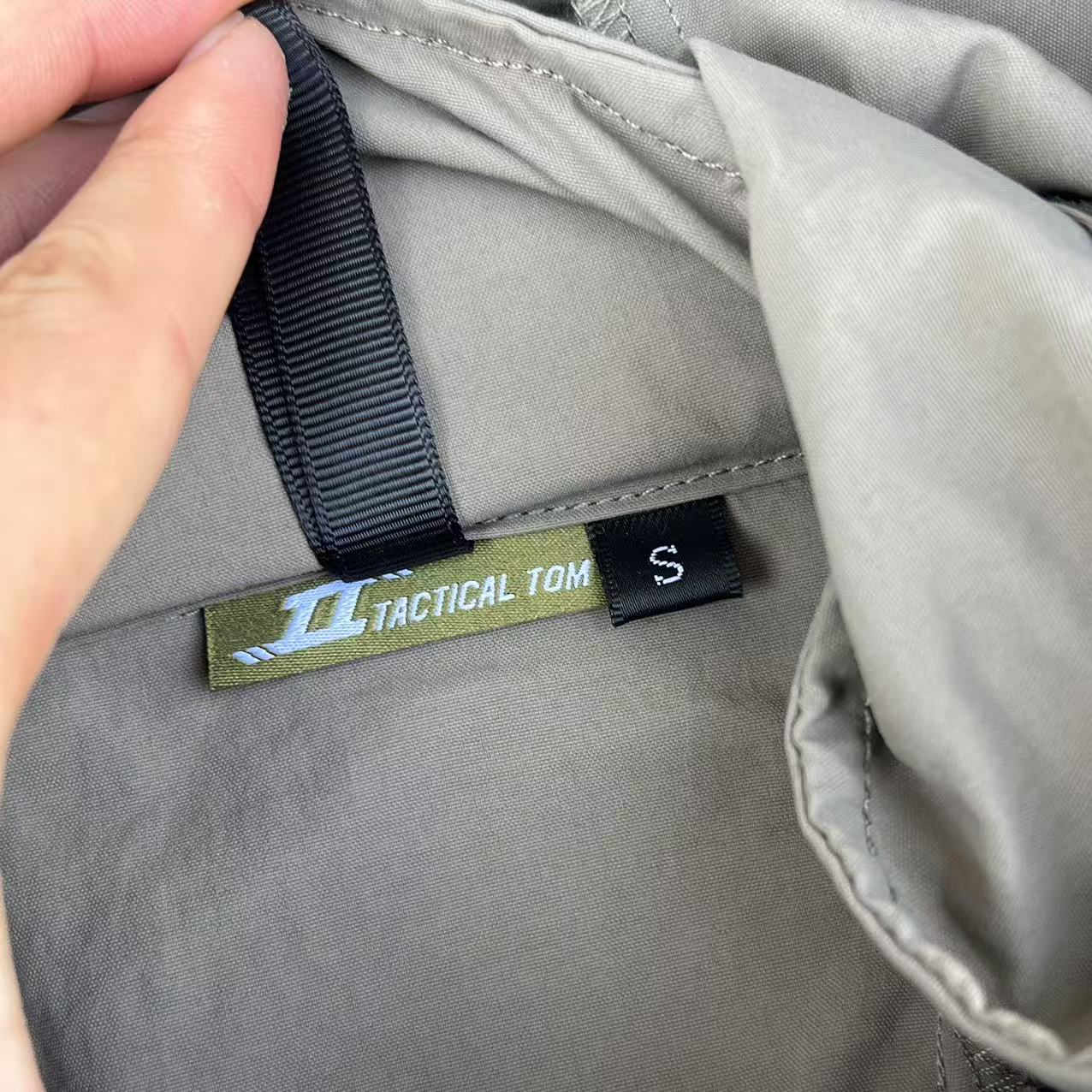 ยุทธวิธี Tom ORC สีเทา Soft SH - Windproof Jacket Softshell บทวิจารณ์และราคา